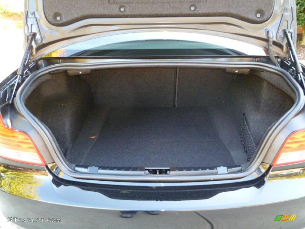 2009 BMW 1 Series 135i Coupe Trunk Photo #38931722