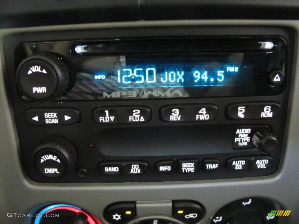 2009 Chevrolet Colorado LT Crew Cab Controls Photo #38933518