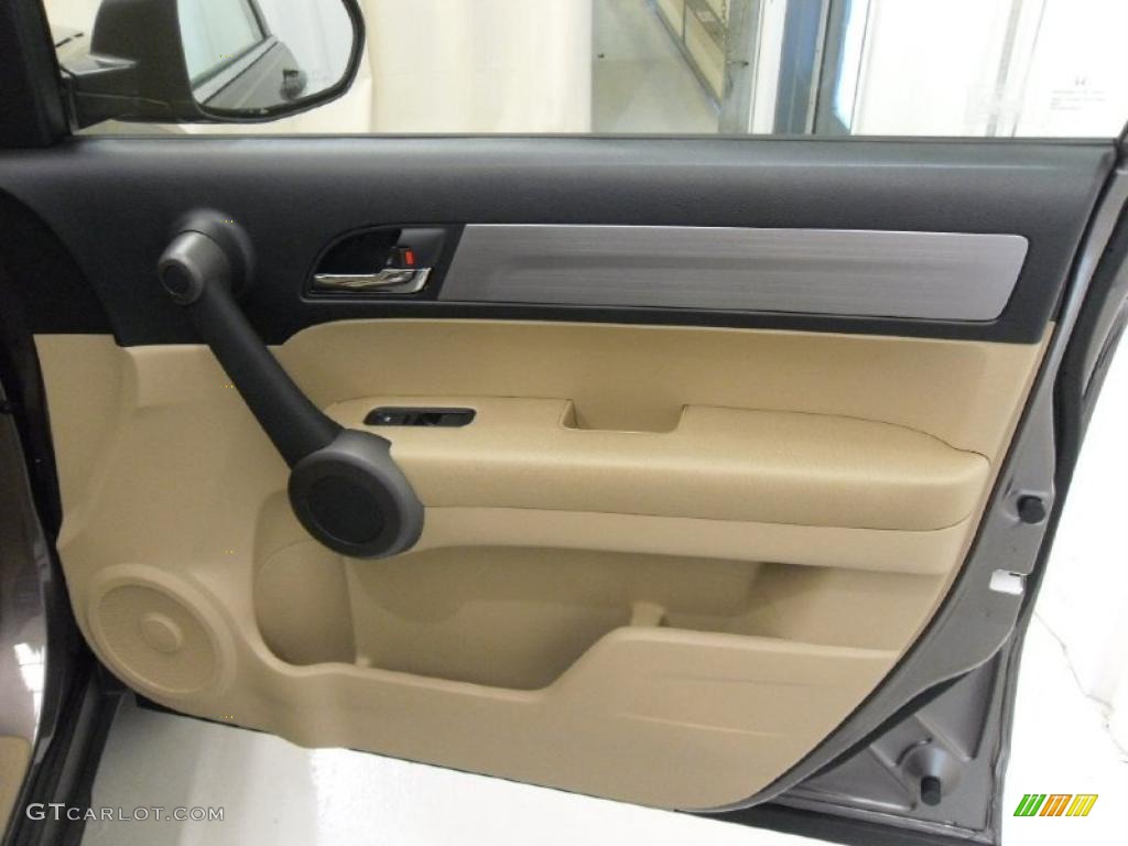 2011 Honda CR-V SE Ivory Door Panel Photo #38934094