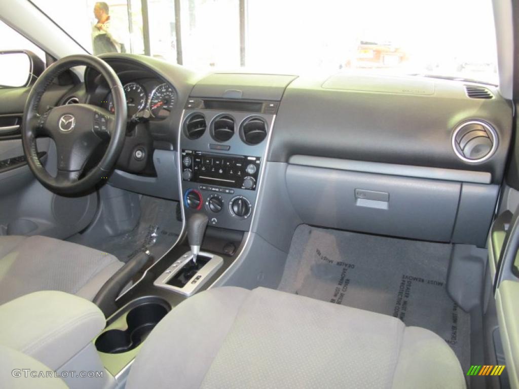 Gray Interior 2008 Mazda MAZDA6 i Touring Hatchback Photo #38934230
