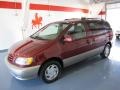 2001 Vintage Red Pearl Toyota Sienna XLE  photo #1