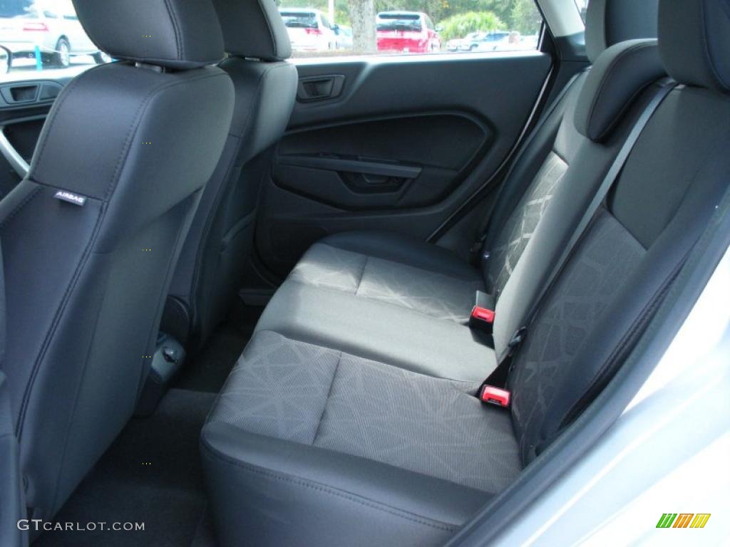 Charcoal Black/Blue Cloth Interior 2011 Ford Fiesta SE Sedan Photo #38935898