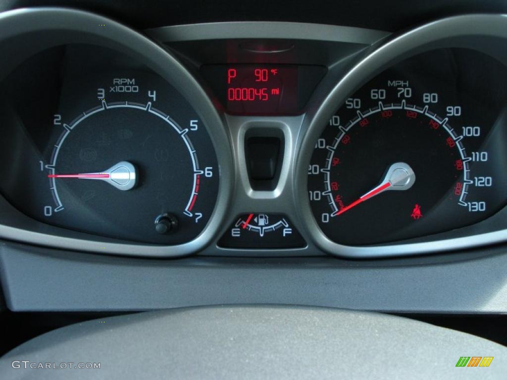 2011 Ford Fiesta SE Sedan Gauges Photo #38935930