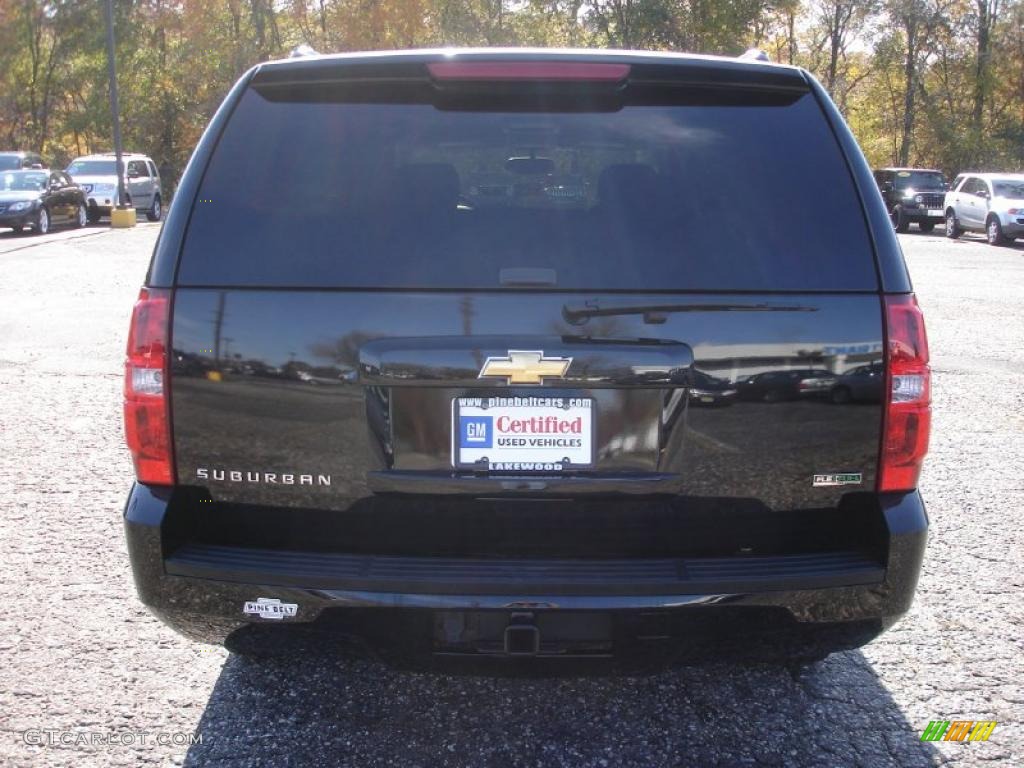 2010 Suburban LS 4x4 - Black / Ebony photo #5