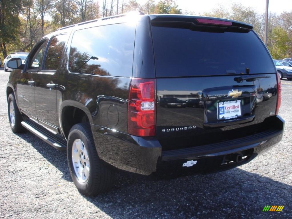 2010 Suburban LS 4x4 - Black / Ebony photo #6
