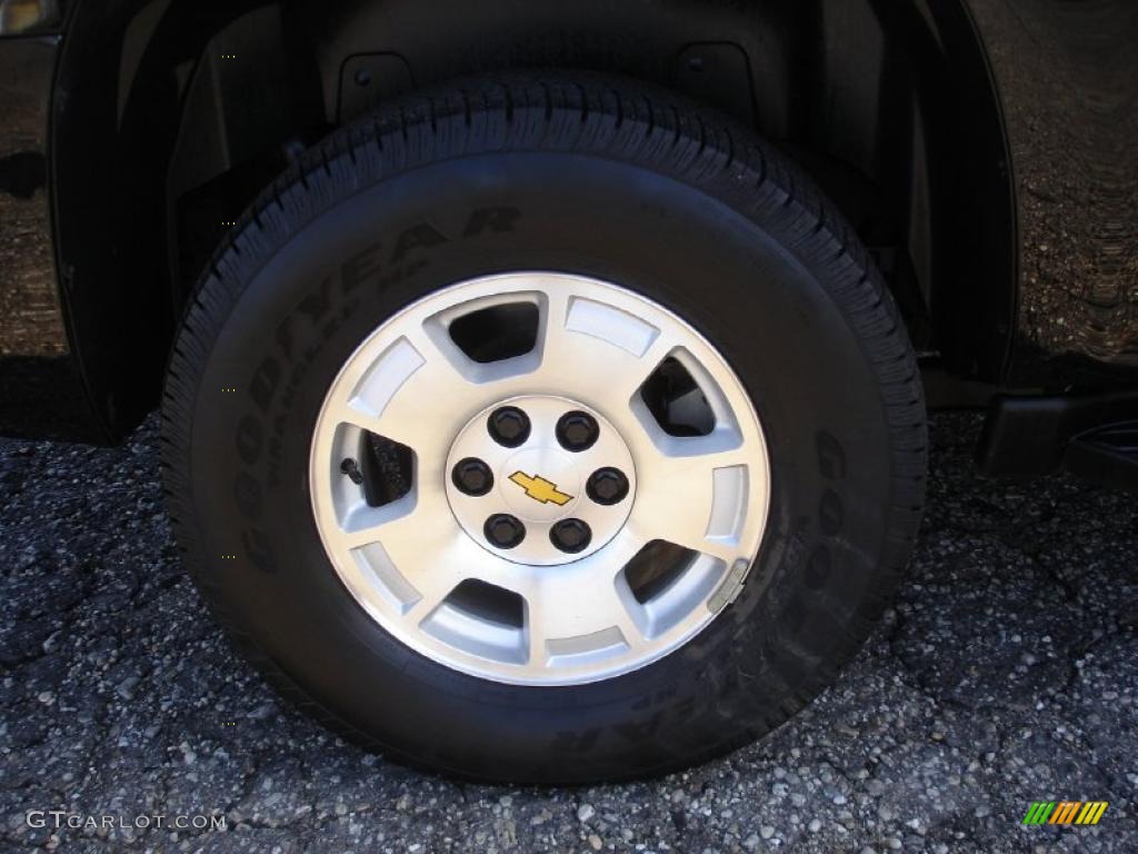 2010 Chevrolet Suburban LS 4x4 Wheel Photo #38937050