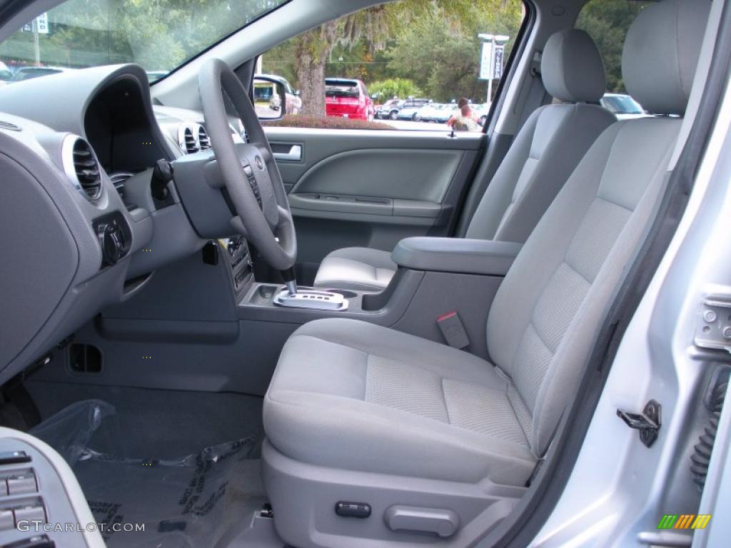 Shale Interior 2005 Ford Freestyle SE Photo #38938214