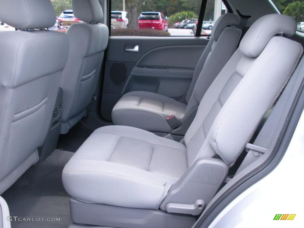 Shale Interior 2005 Ford Freestyle SE Photo #38938254