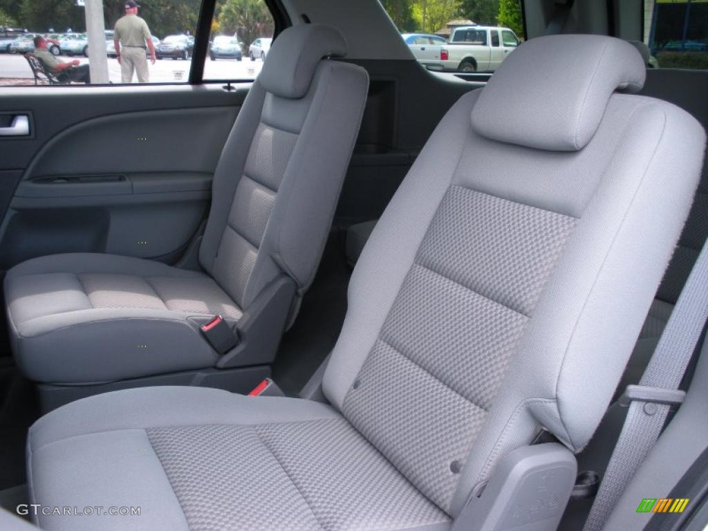 Shale Interior 2005 Ford Freestyle SE Photo #38938266