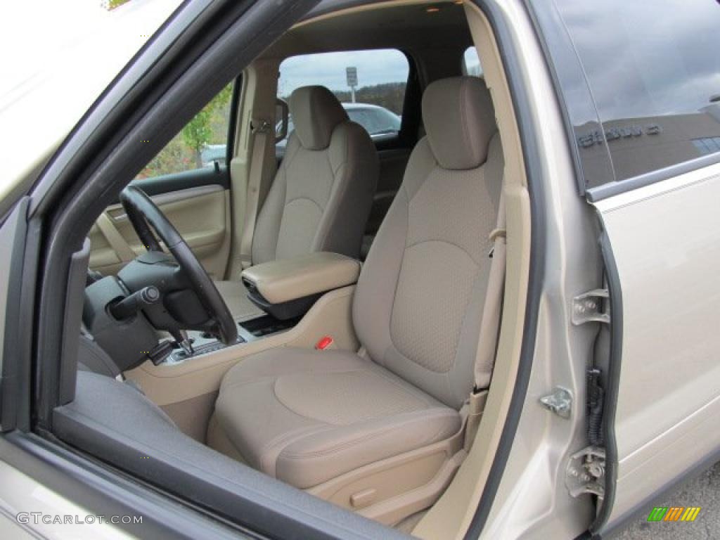 Tan Interior 2009 Saturn Outlook XE Photo #38939302