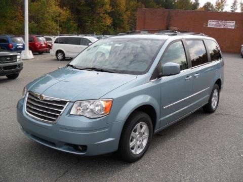 2010 Chrysler Town & Country