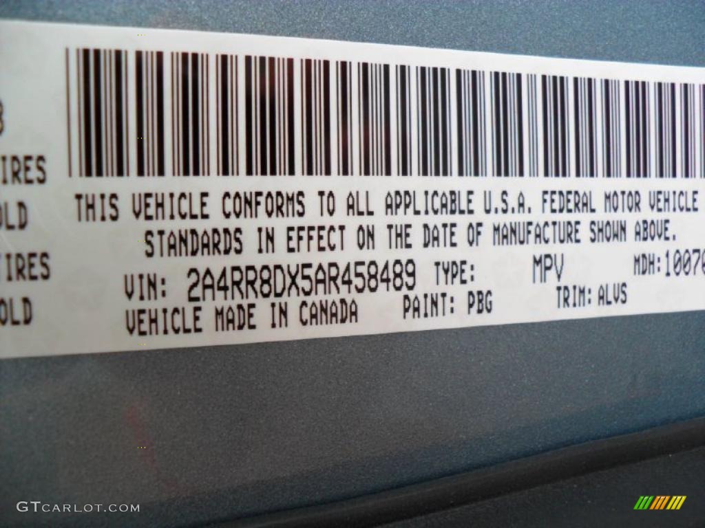 2010 Chrysler Town & Country Touring Info Tag Photo #38940194