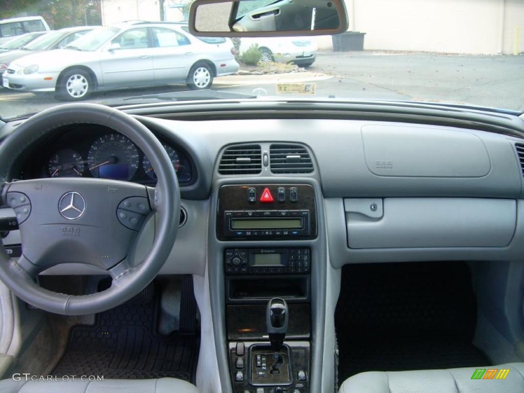 2001 Mercedes-Benz CLK 430 Cabriolet Ash Dashboard Photo #38941434