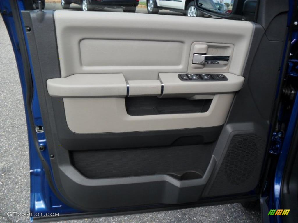 2011 Ram 1500 SLT Outdoorsman Crew Cab - Deep Water Blue Pearl / Dark Slate Gray/Medium Graystone photo #9