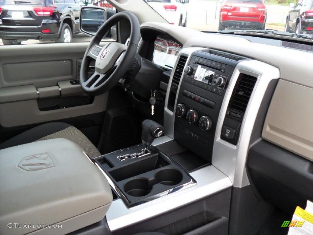 2011 Ram 1500 SLT Outdoorsman Crew Cab - Deep Water Blue Pearl / Dark Slate Gray/Medium Graystone photo #21