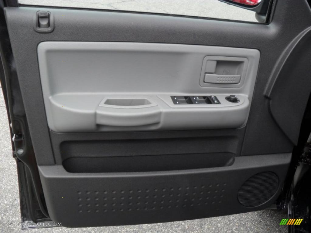 2011 Dodge Dakota Big Horn Crew Cab Door Panel Photos