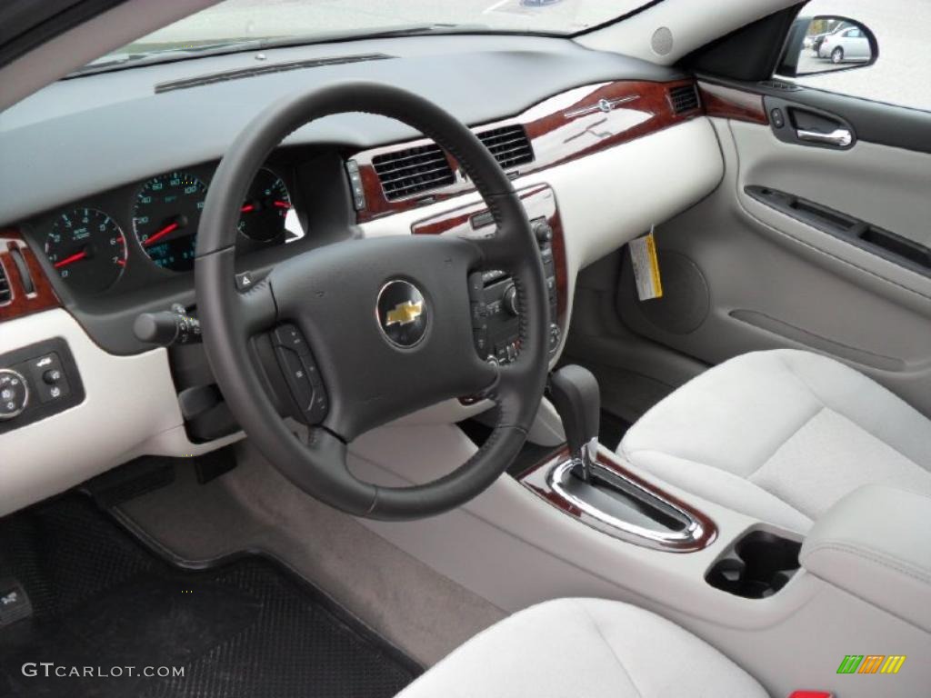 2011 Impala LT - Cyber Gray Metallic / Gray photo #26