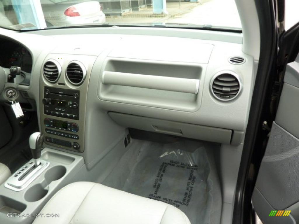 Shale Grey Interior 2006 Ford Freestyle SEL AWD Photo #38946726
