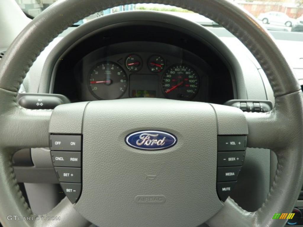 2006 Ford Freestyle SEL AWD Shale Grey Steering Wheel Photo #38946746