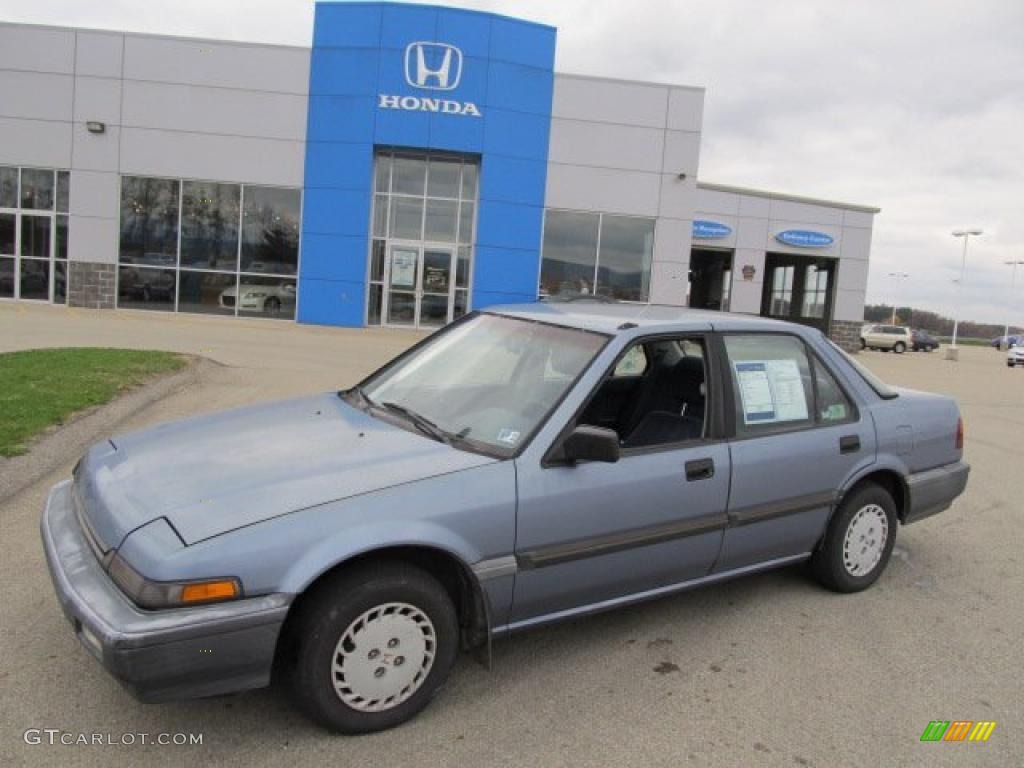 1989 Accord DX Sedan - Light Blue Metallic / Blue photo #1