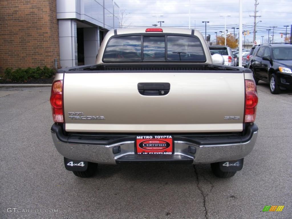 2006 Tacoma Access Cab 4x4 - Desert Sand Mica / Taupe photo #4