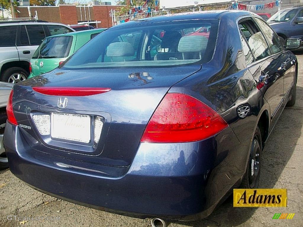 2006 Accord LX Sedan - Royal Blue Pearl / Gray photo #5