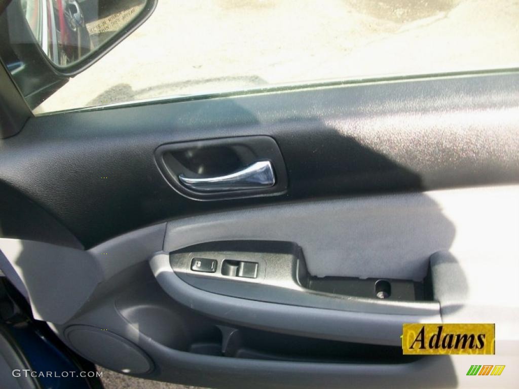 2006 Accord LX Sedan - Royal Blue Pearl / Gray photo #20