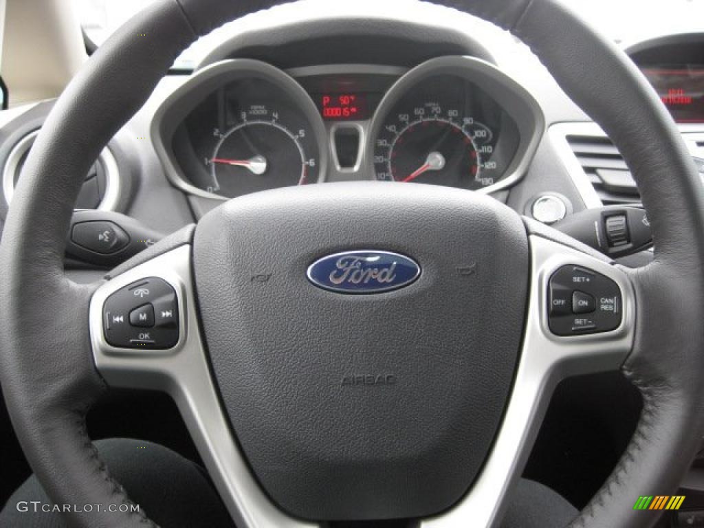 2011 Ford Fiesta SES Hatchback Charcoal Black Leather Steering Wheel Photo #38953582