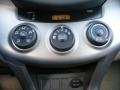 Super White - RAV4 4WD Photo No. 21