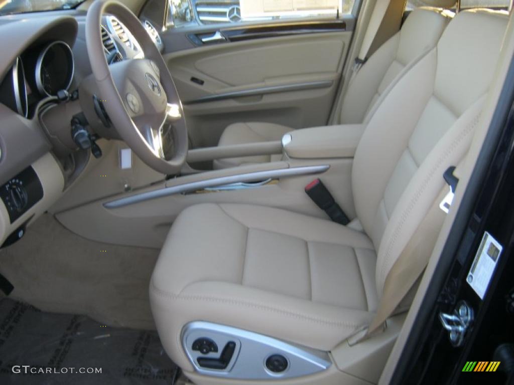 Cashmere Interior 2011 Mercedes-Benz ML 350 4Matic Photo #38955662