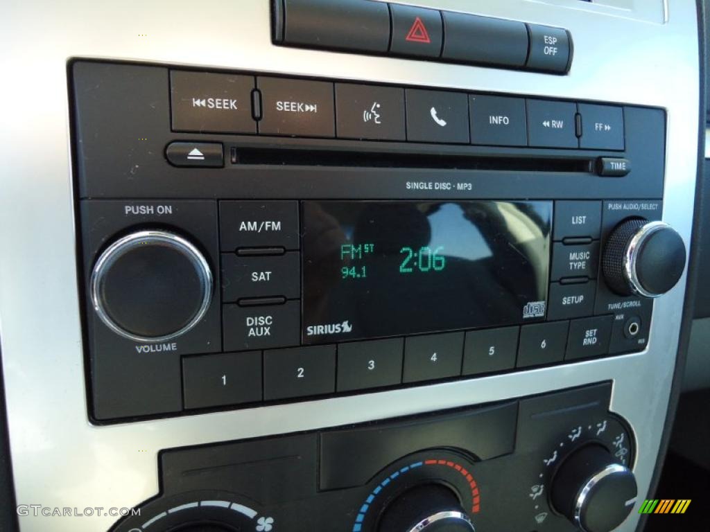 2010 Dodge Charger SXT Controls Photo #38956818
