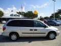 2005 Bright Silver Metallic Dodge Grand Caravan SE  photo #12