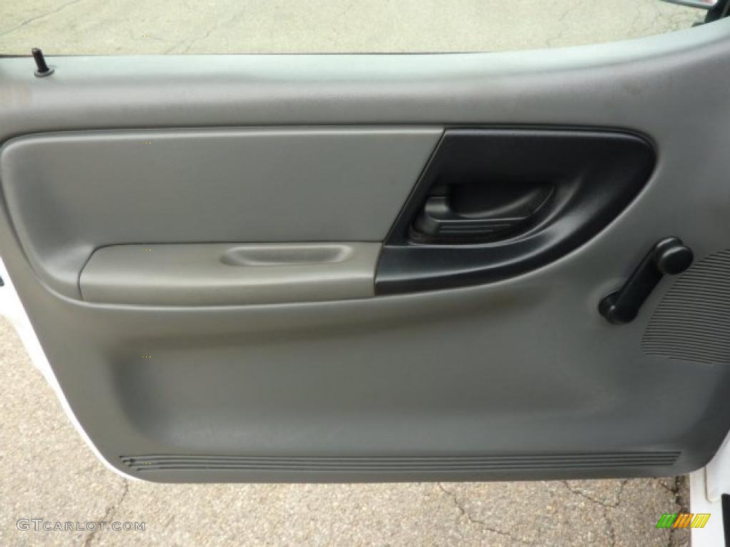 2004 Ford Ranger XL Regular Cab Door Panel Photos