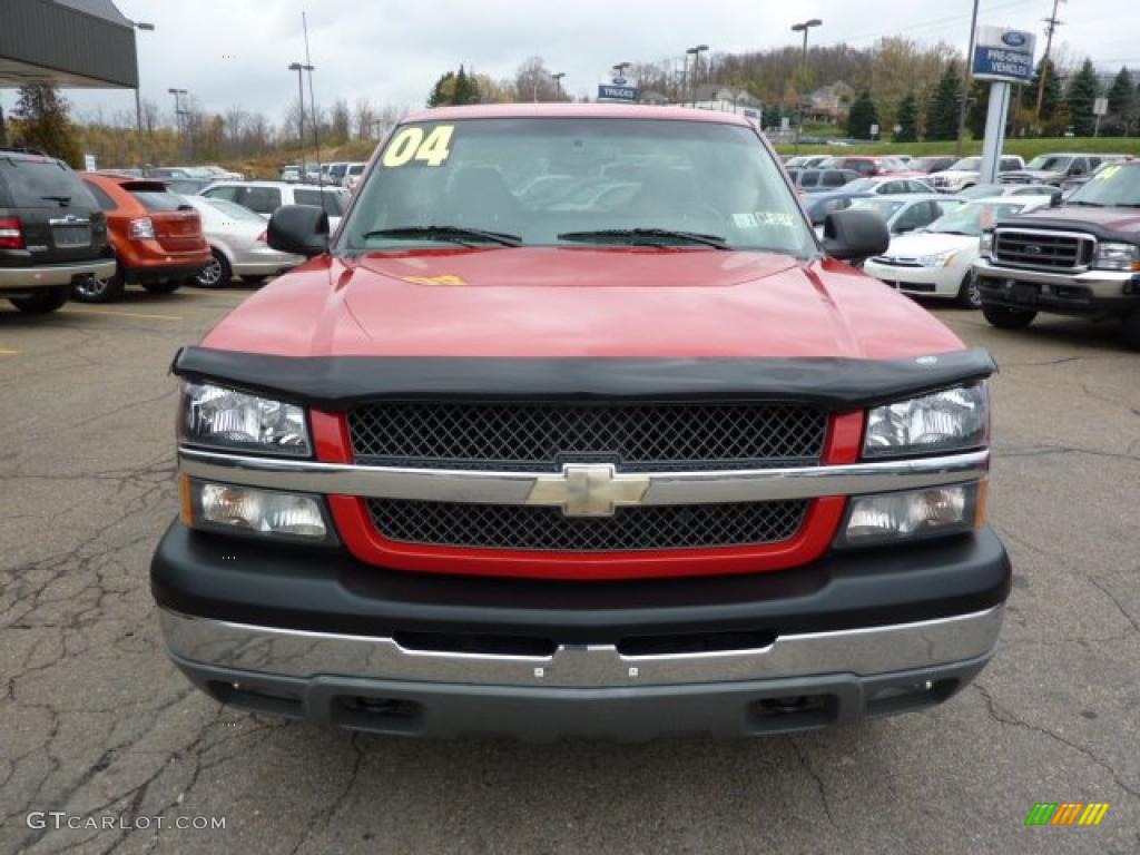 2004 Silverado 1500 Z71 Extended Cab 4x4 - Victory Red / Medium Gray photo #7