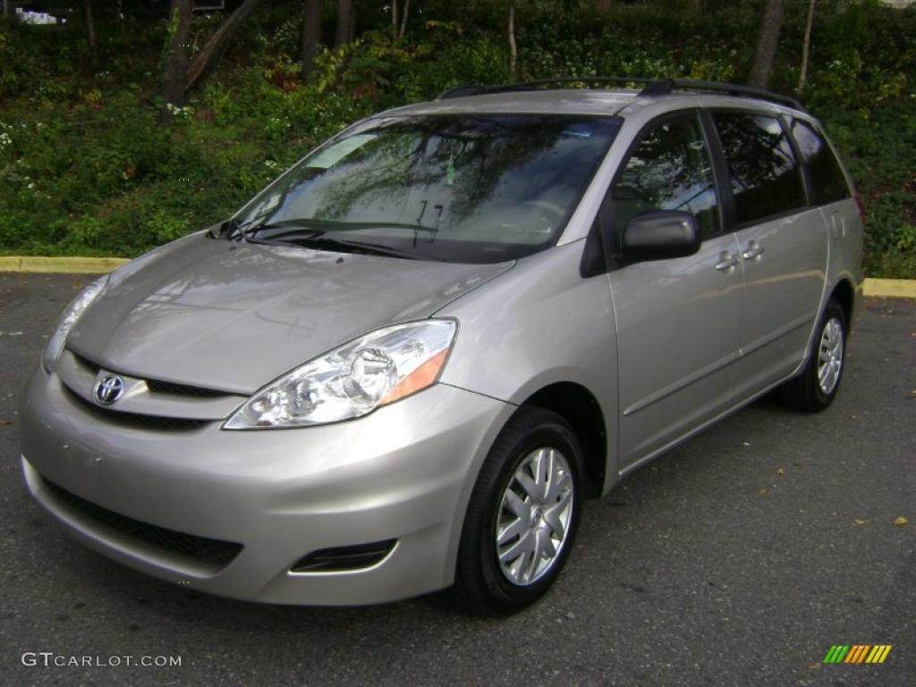 Silver Shadow Pearl Toyota Sienna