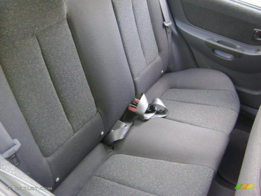 Gray Interior 2002 Hyundai Accent GL Sedan Photo #38961630