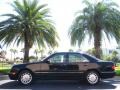 Black - E 320 Sedan Photo No. 1