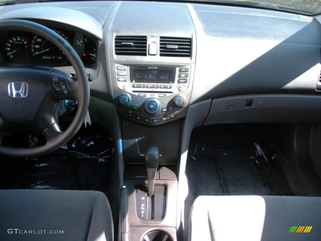 2007 Accord LX V6 Sedan - Graphite Pearl / Black photo #17