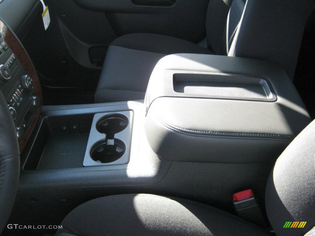 2011 Suburban LS - Summit White / Ebony photo #10