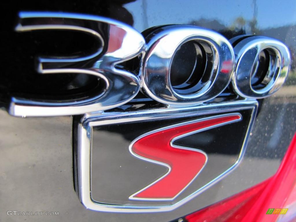 2010 Chrysler 300 300S V6 Marks and Logos Photo #38963930