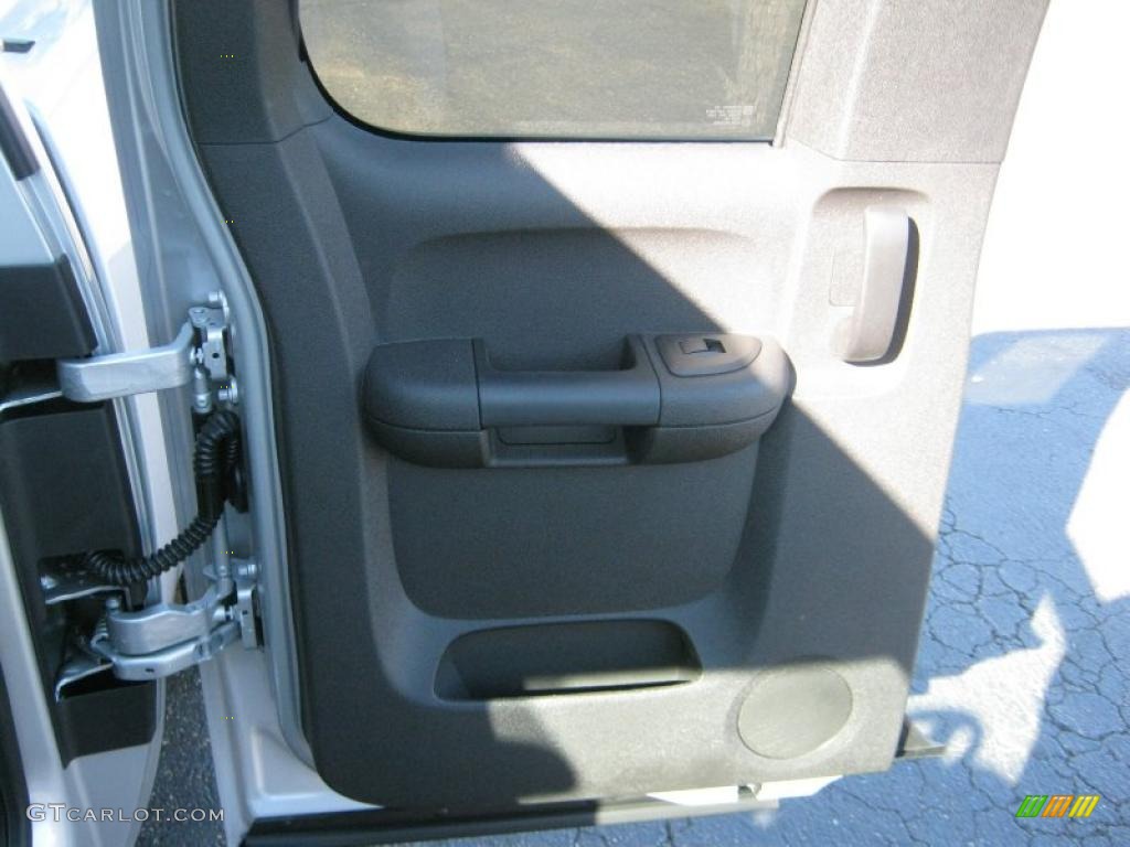 2011 Silverado 1500 LT Extended Cab - Sheer Silver Metallic / Ebony photo #18