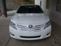Super White - Camry XLE Photo No. 6