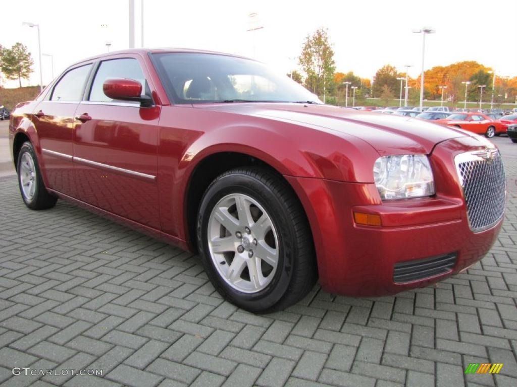 Inferno Red Crystal Pearlcoat 2007 Chrysler 300 Standard 300 Model Exterior Photo #38973268