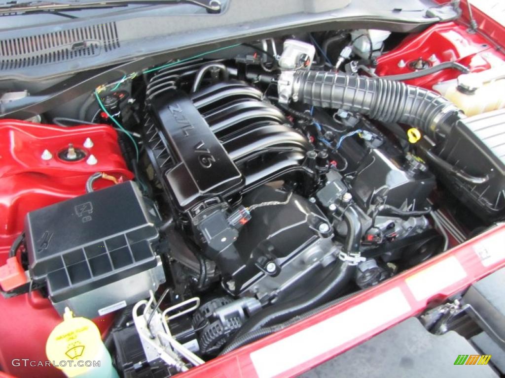 2007 Chrysler 300 Standard 300 Model 2.7L DOHC 24V V6 Engine Photo