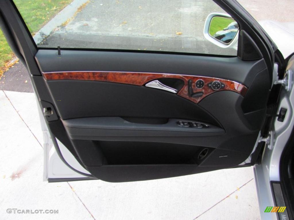 2008 Mercedes-Benz E 350 4Matic Sedan Black Door Panel Photo #38974516
