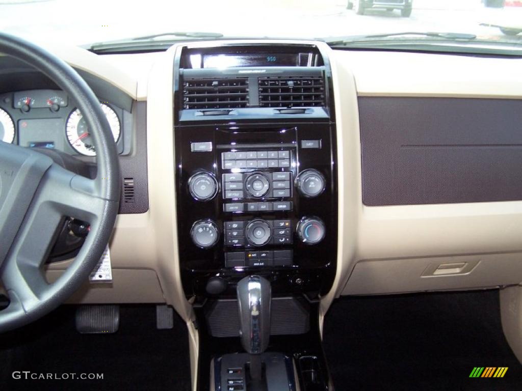 2009 Mazda Tribute i Sport Controls Photo #38974841