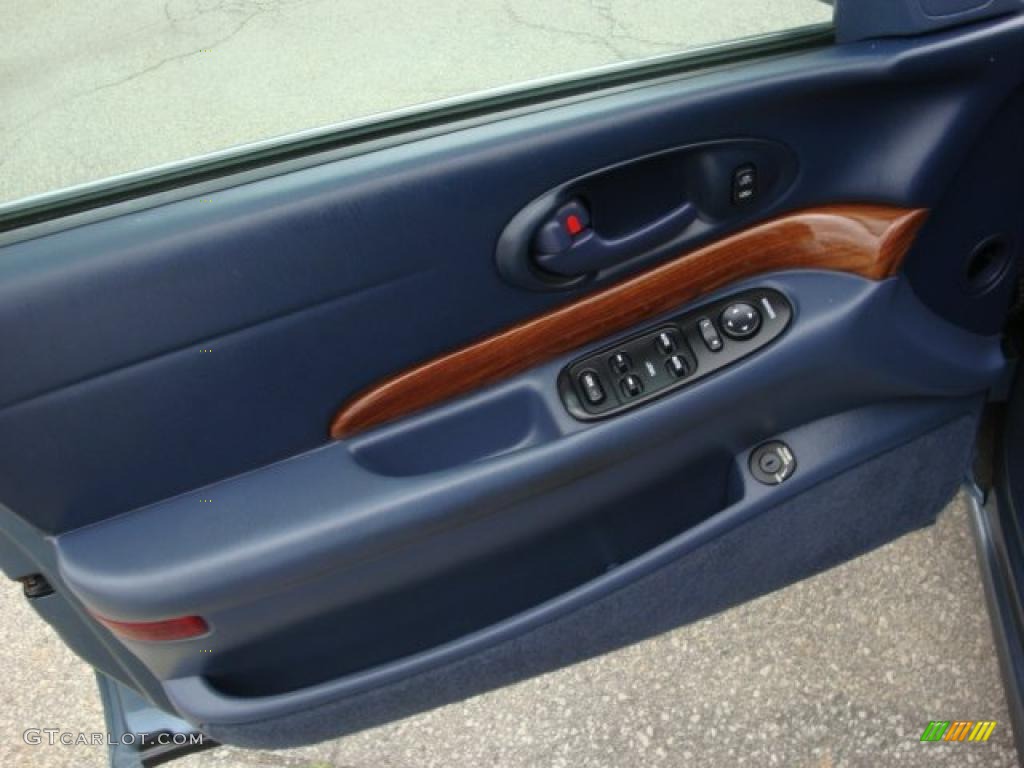 2001 Buick LeSabre Custom Medium Blue Door Panel Photo #38976072