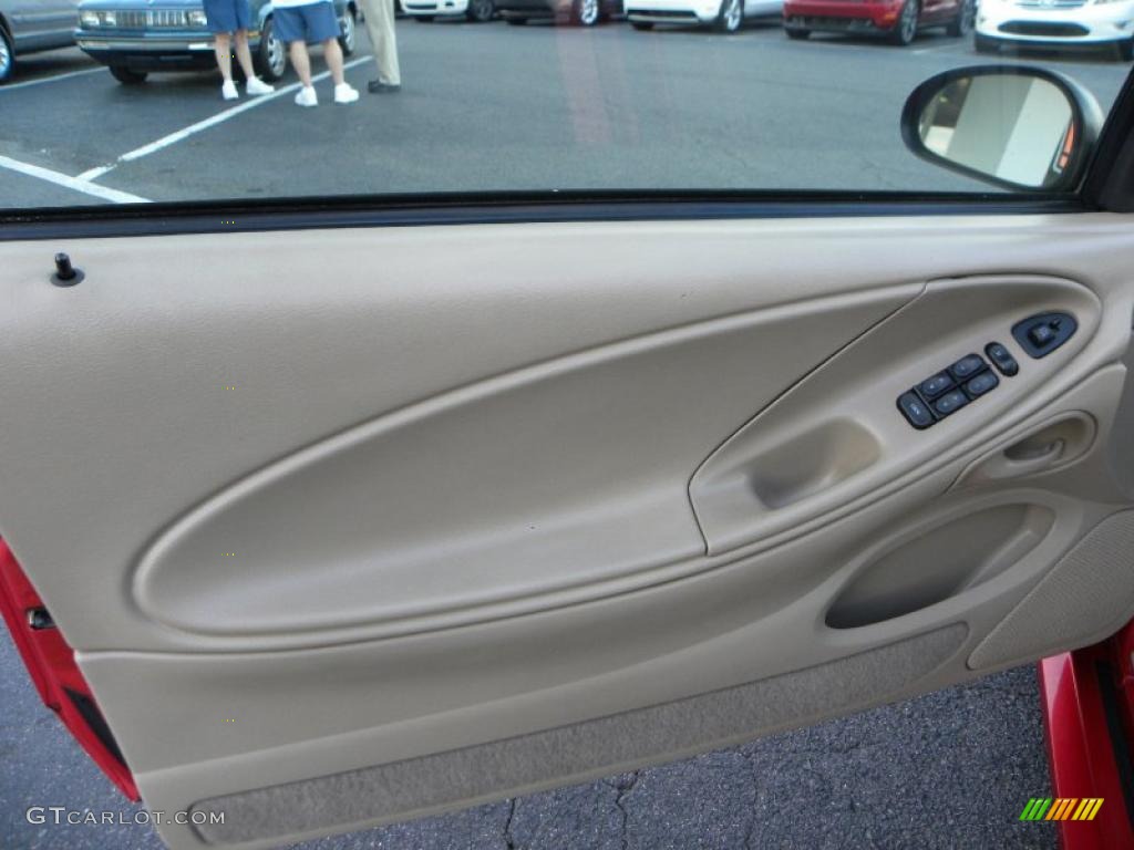 2000 Ford Mustang V6 Convertible Medium Parchment Door Panel Photo #38976439