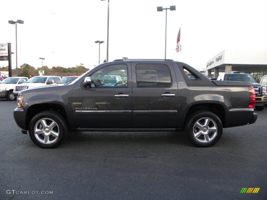 2010 Avalanche LTZ 4x4 - Taupe Gray Metallic / Ebony photo #5