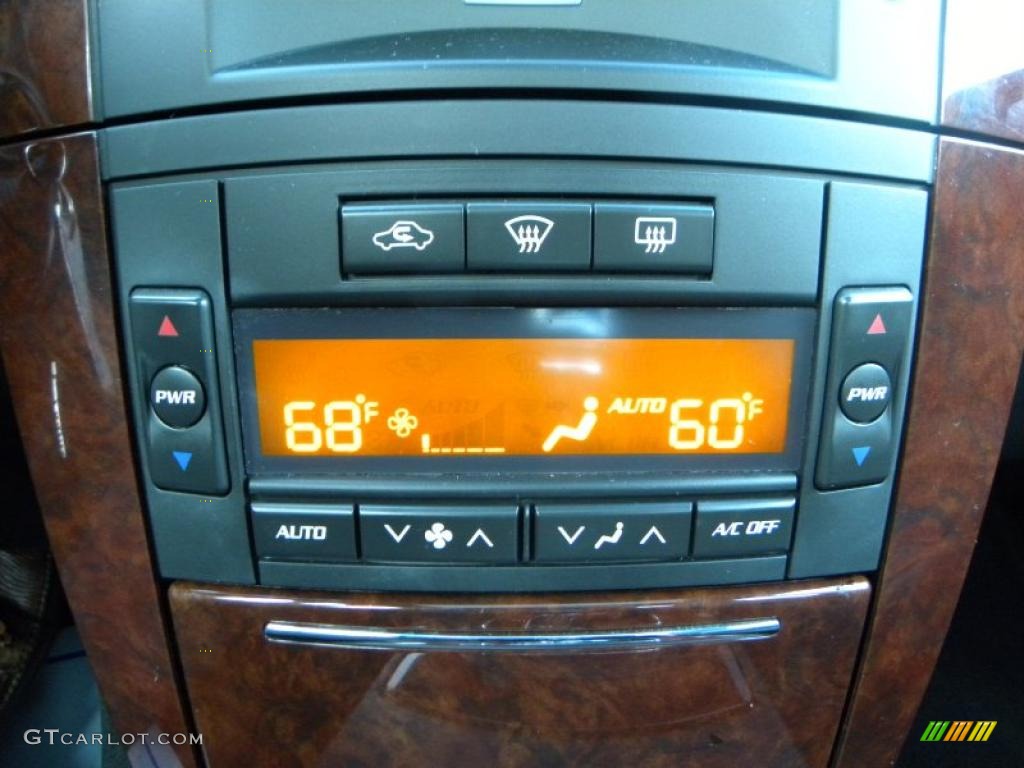 2007 Cadillac CTS Sedan Controls Photo #38979567